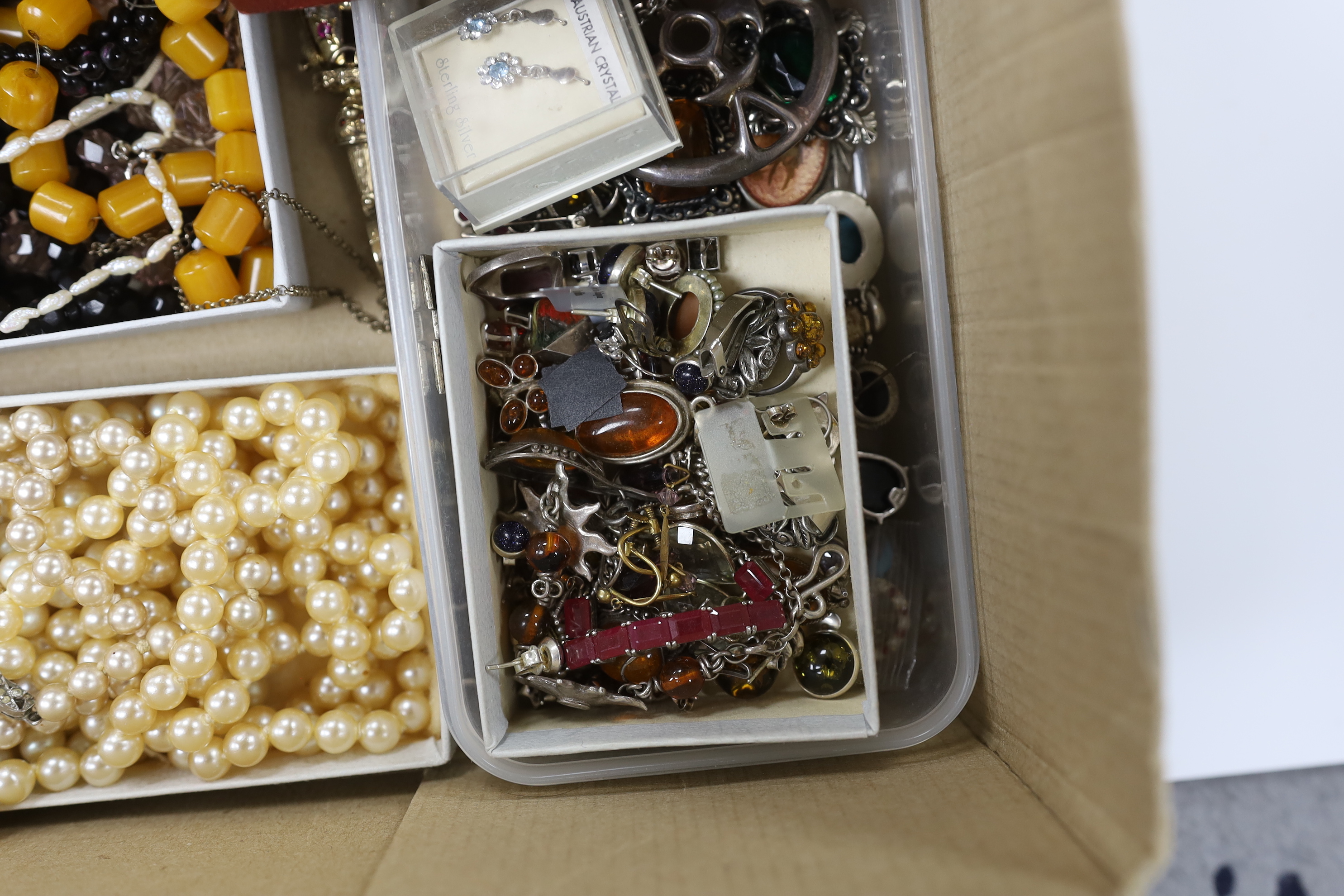 A quantity of assorted mainly costume jewellery including silver gilt and paste set articulated clown pendant on chain, etc.